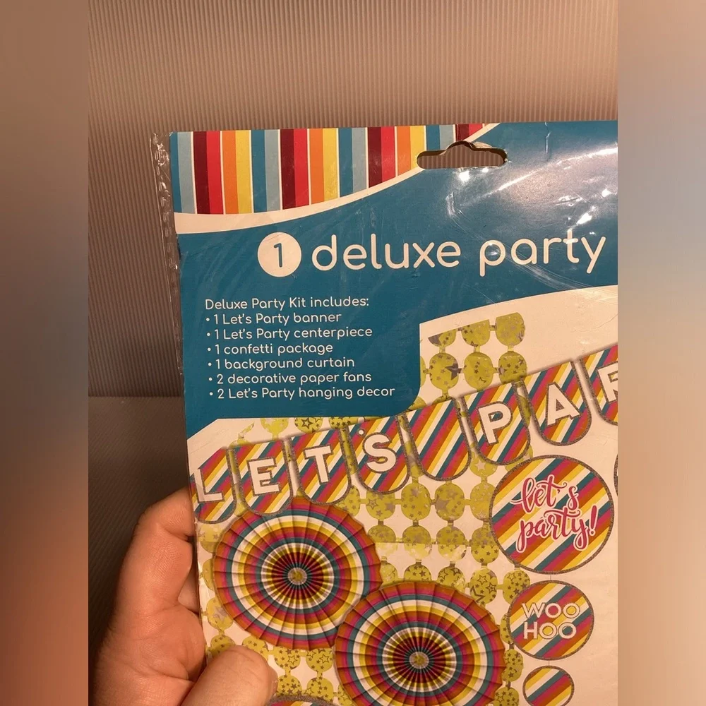 Let’s Party Deluxe Party Kit
